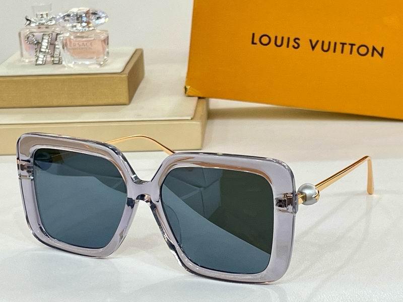 LV Sunglasses 724